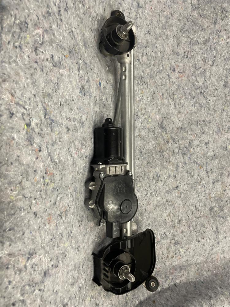2014-2022 Infiniti Q50, Altima Maxima WM07C Windshield Wiper Motor Assembly – photo 2