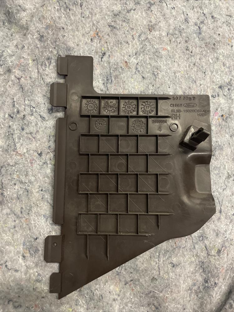 2018 - 2020 Ford F150 Brown Navigator OEM Right Side Dash Fuse Box Trim Cover – photo 3