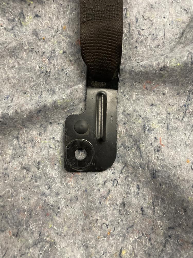 Ford F150 Seat Belt – photo 3
