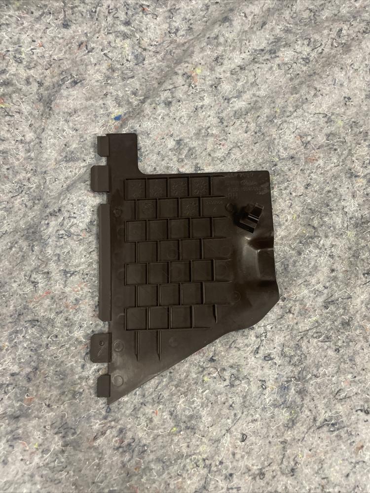 2015-2020 Ford F150 OEM Right Side Kick Panel Fuse Box Cover RH – photo 2