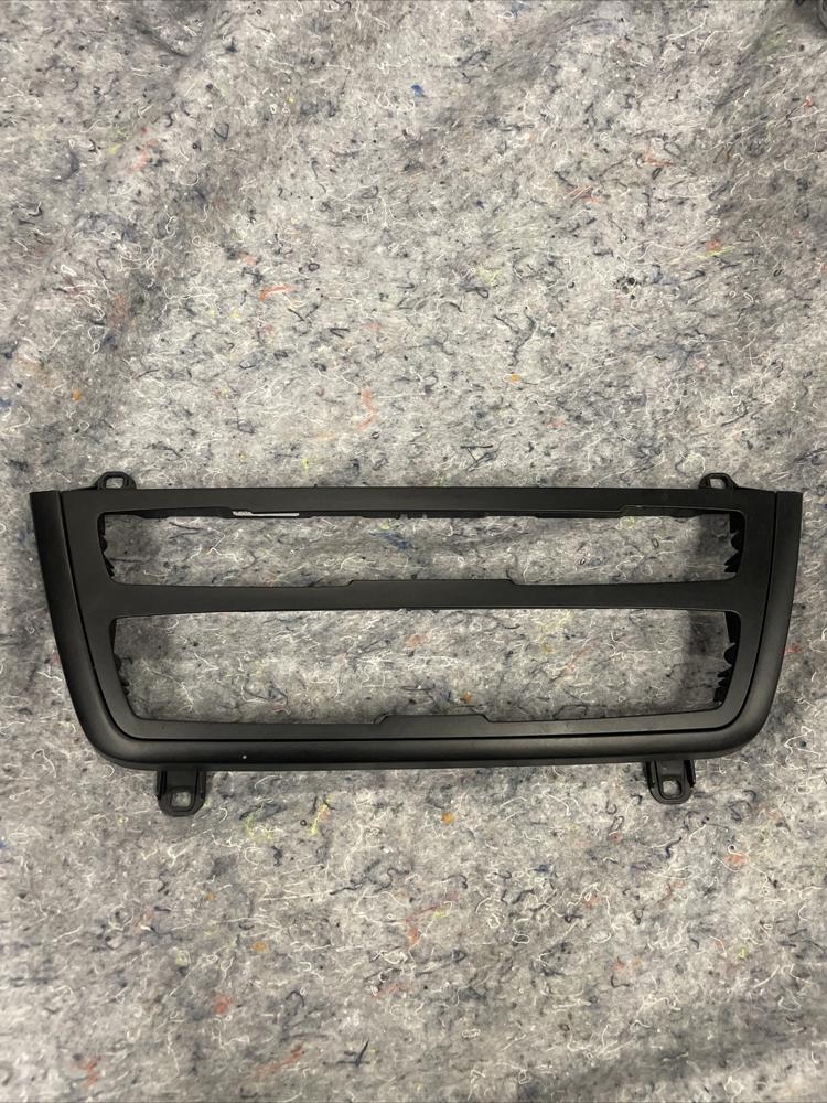 BMW F32 4 Series Normal Center Panel Audio Air Conditioning 64.11-92071907195-04 – photo 1