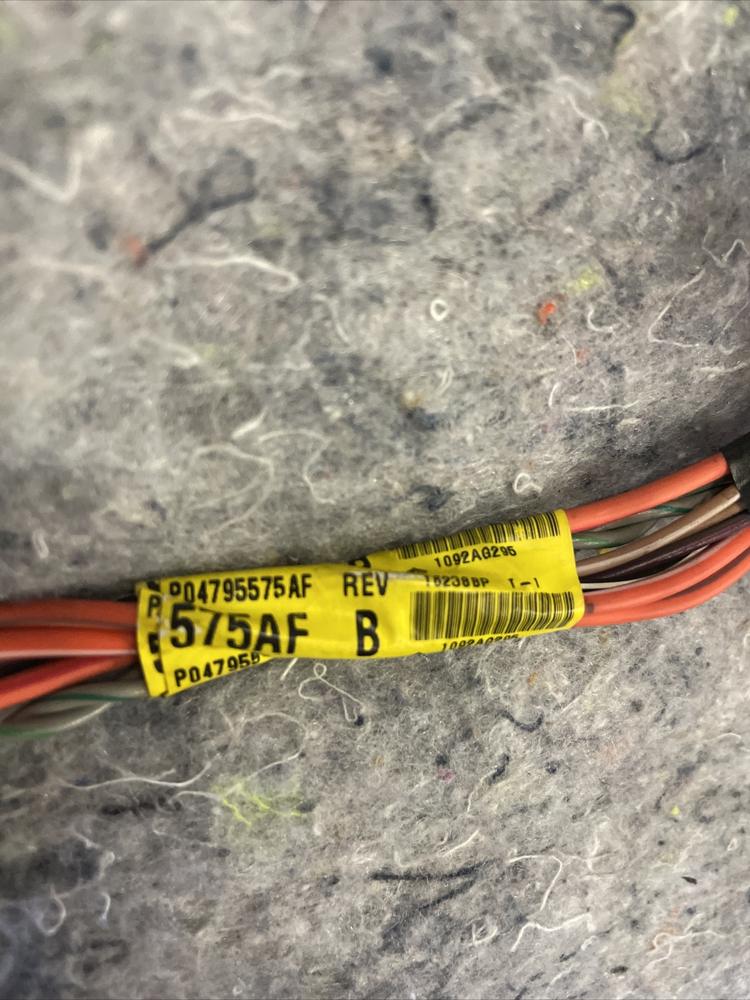 07-17 Jeep Patriot RH Rear Passenger Door Power Wiring Harness P05267790AE OEM – photo 4