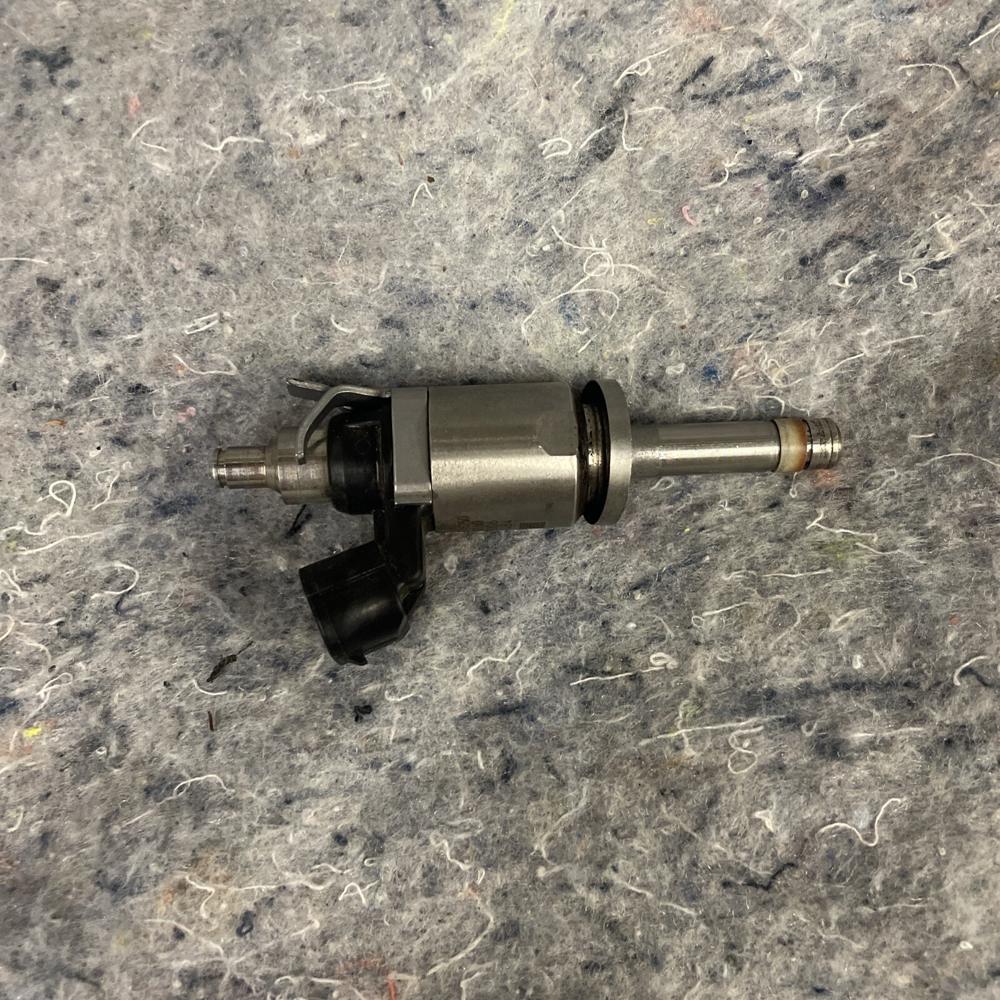Ford Focus 2.0L Engine Fuel Injector 2012-2014 P510 13250* – photo 1