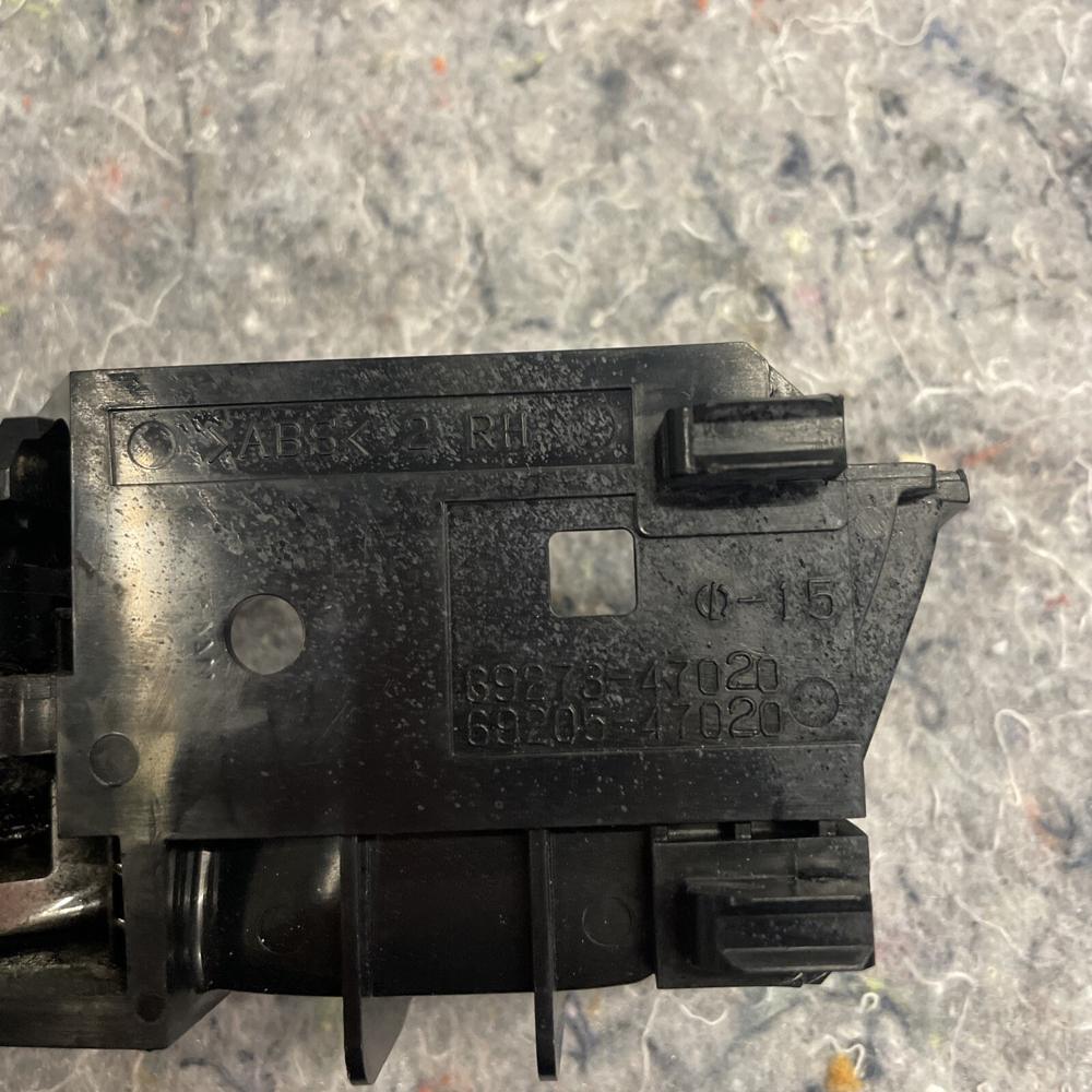 2005 Toyota Prius Front Right Passenger Side Interior Door Handle OEM89273-47020 – photo 3