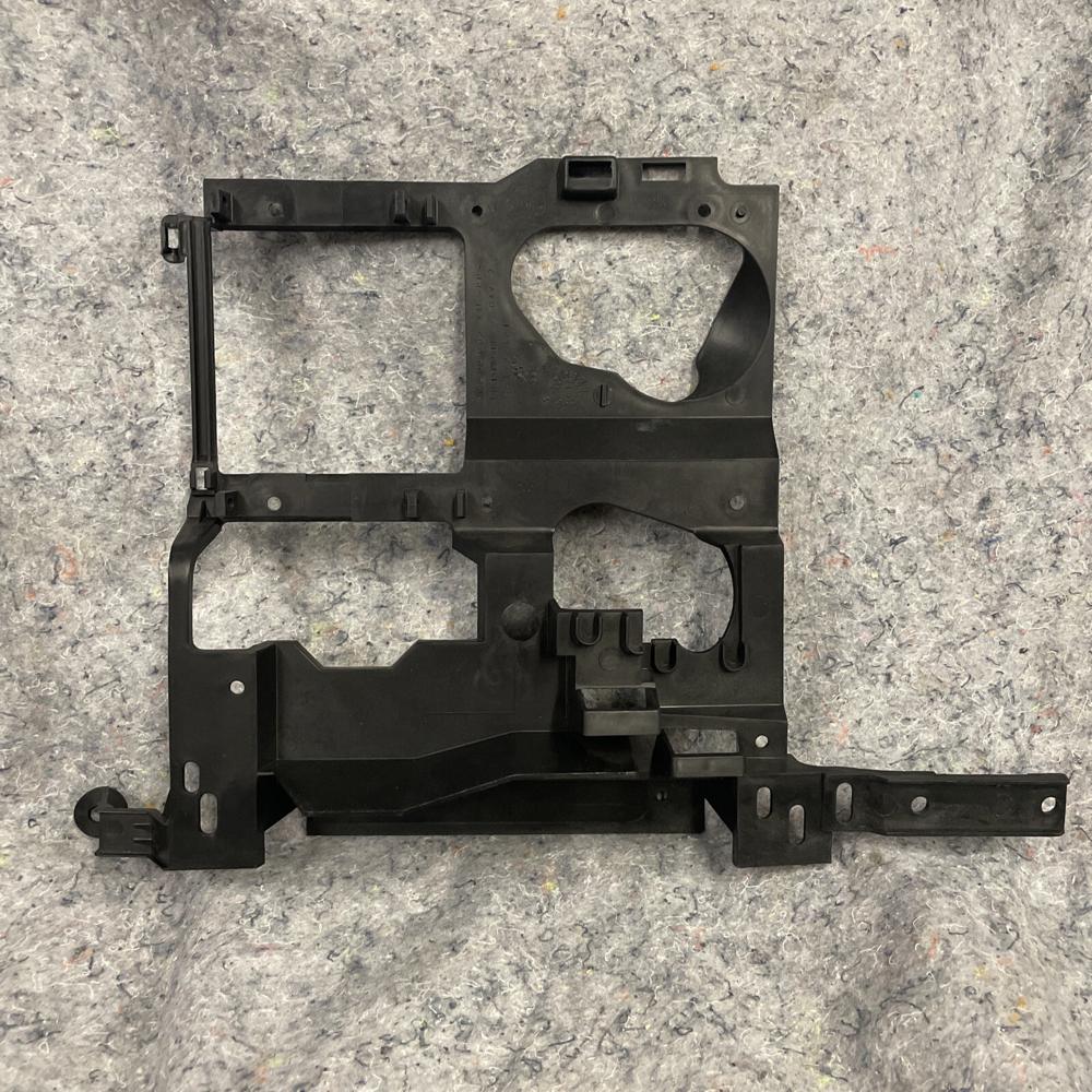OEM Genuine Gm Headlight Support Bracket 2005 2006 Chevy Suburban 156265725716 – photo 2
