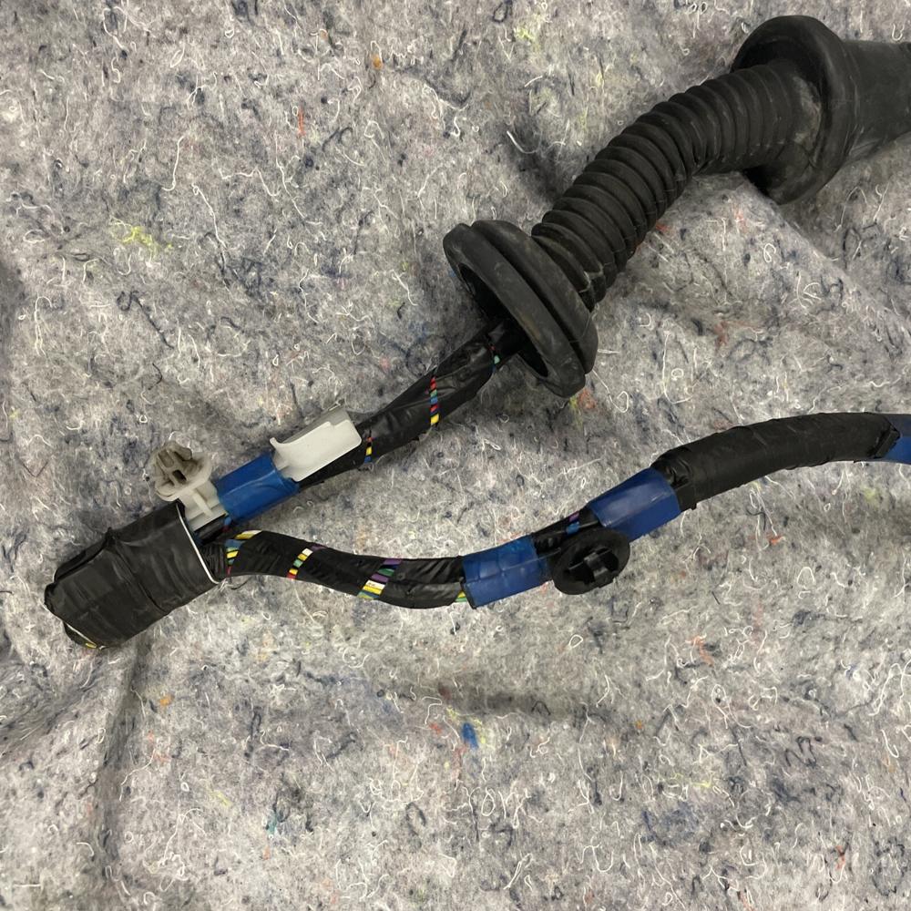 04-09 Toyota Prius Front Right Side Door Panel Wire Wiring Harness 8275747250 – photo 2