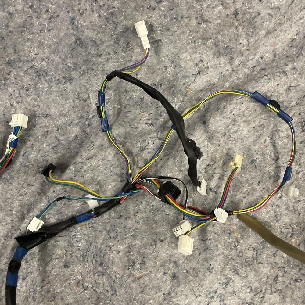 04-09 Toyota Prius Front Right Side Door Panel Wire Wiring Harness 8275747250 – photo 4