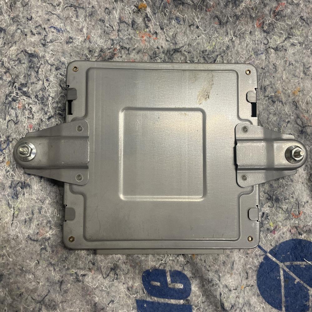 2004 - 2009 Toyota Hv Computer Control Module 89981-47211 – photo 4