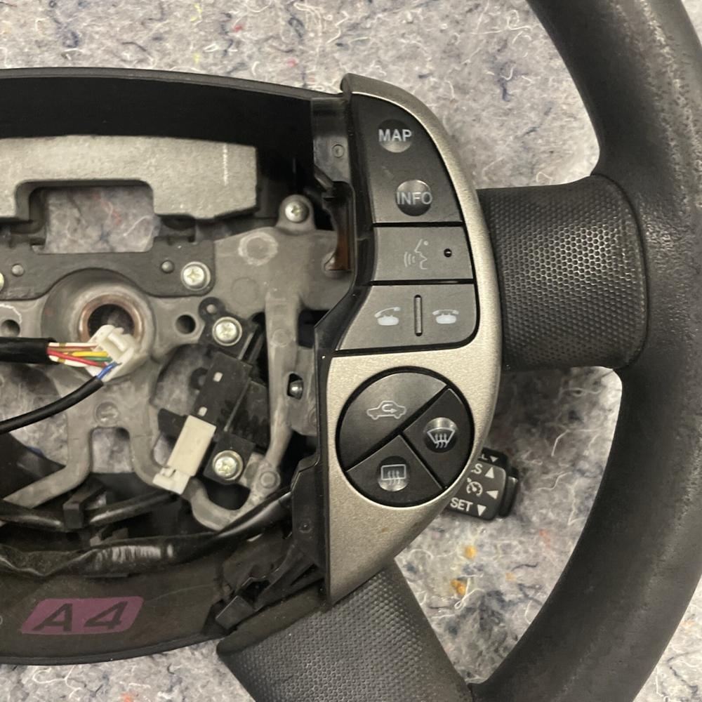04-09 Toyota Prius Black Steering Wheel w/ Switch Controls OEM 156267065575 – photo 4