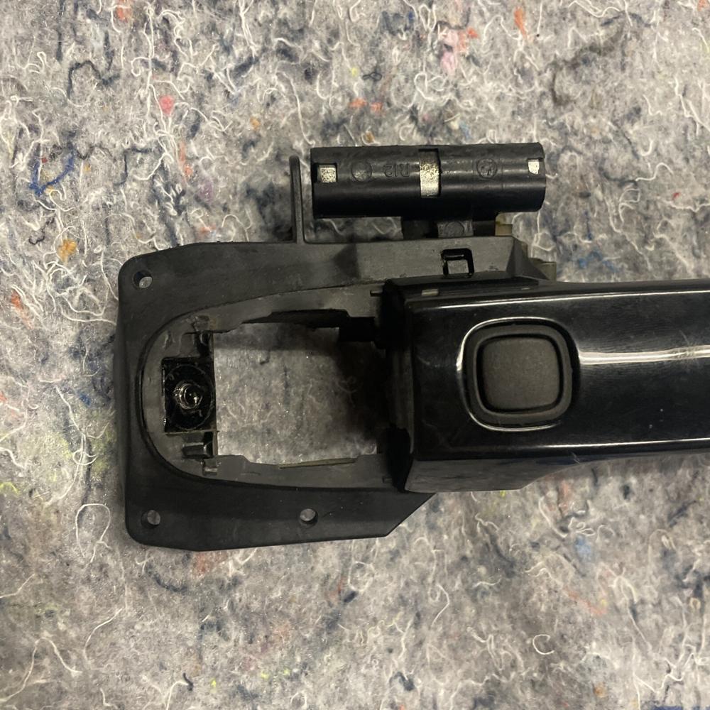 04-09 Toyota Prius Front Right Exterior Door Handle OEM 156267100386 – photo 2