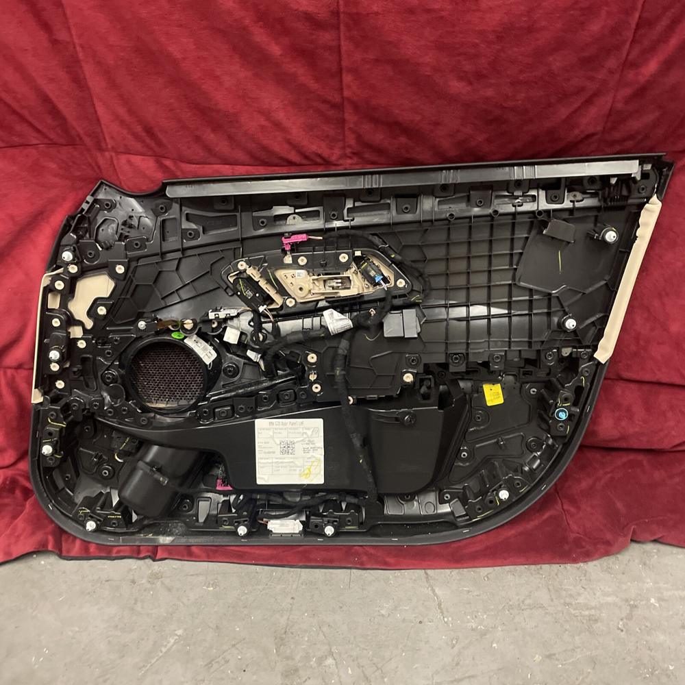 BMW M3 G80 G20 G21 Front Left Door Card Panel #SB103087980 – photo 4