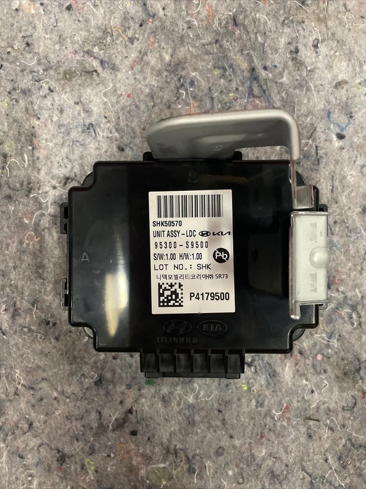 2024 Kia Telluride Voltage Inverter Converter Module Unit 95300S9000 – photo 1