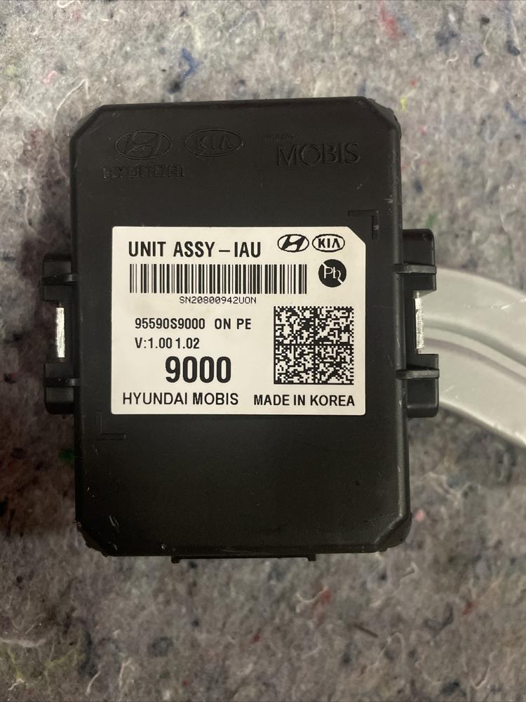 2023 Kia Telluride OEM Unit Assembly Identity a Iau Control Module 95590S9000 – photo 2