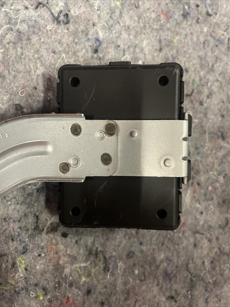 2023 Kia Telluride OEM Unit Assembly Identity a Iau Control Module 95590S9000 – photo 4