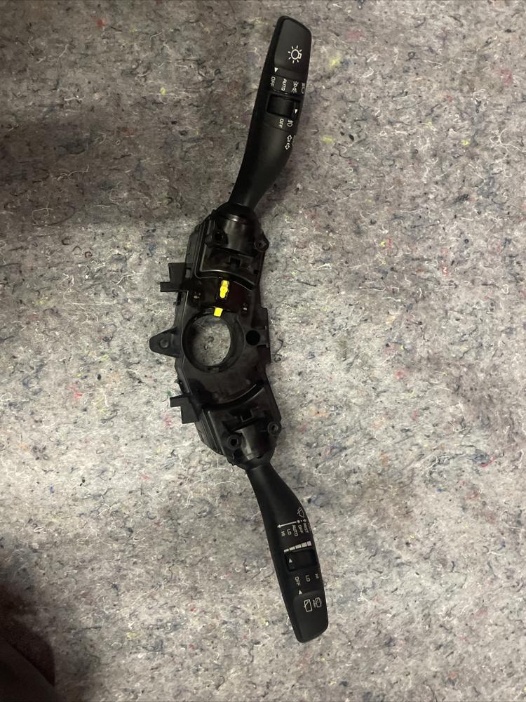 2024 Kia Telluride Wiper Turn Signal Combination Switch OEM P759J760 – photo 1