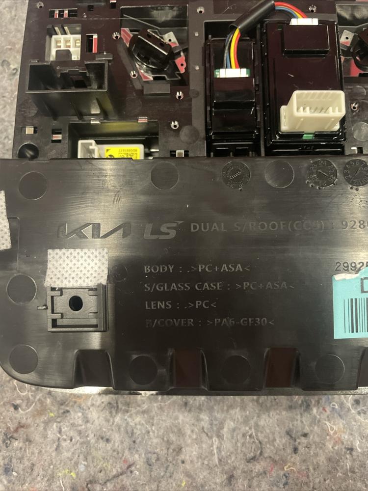 Kia Telluride Roof Overhead Console Dome Light Lamp Switch OEM 2024 – photo 3