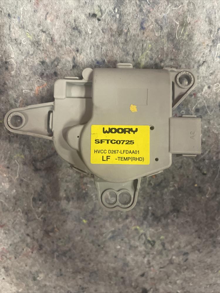 Kia Telluride HVAC AC Heater Flap Servo Door Motor Actuator OEM 2024 – photo 3