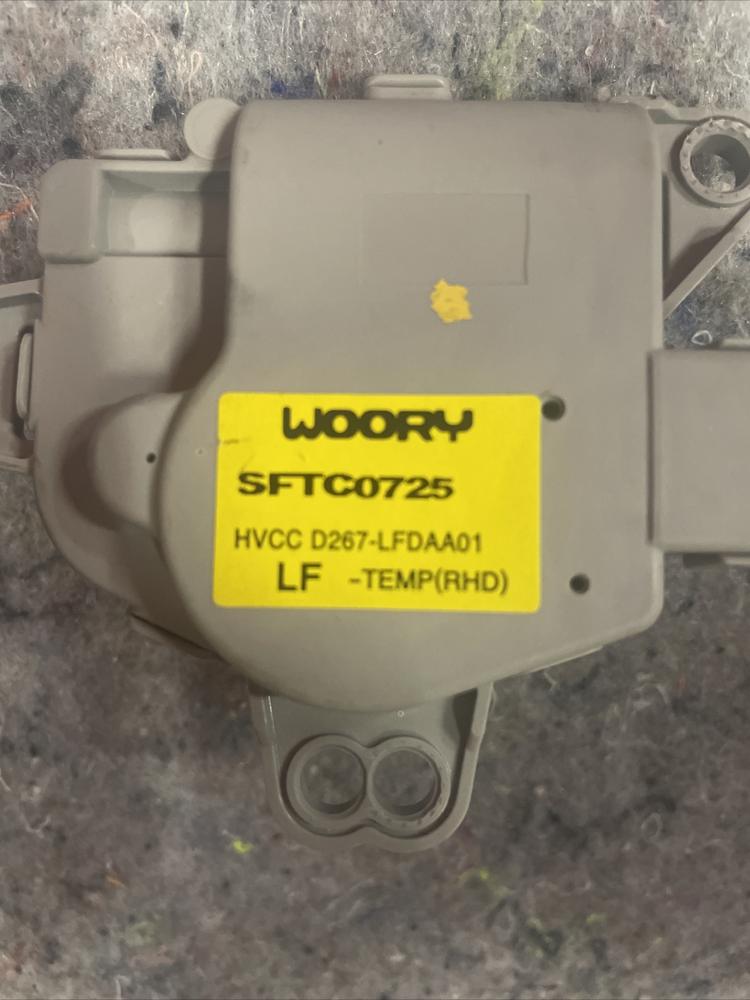 Kia Telluride HVAC AC Heater Flap Servo Door Motor Actuator OEM 2024 – photo 4