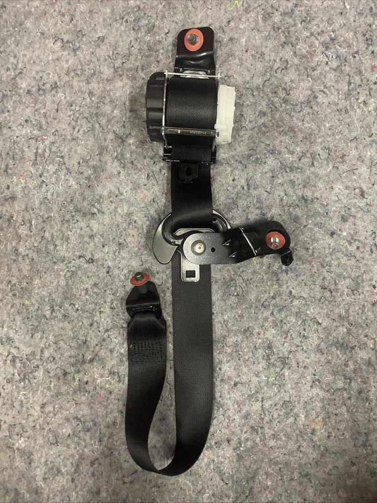 Kia Telluride Rear Row Left Seat Belt Seat Belt Retractor OEM 2024 – photo 1