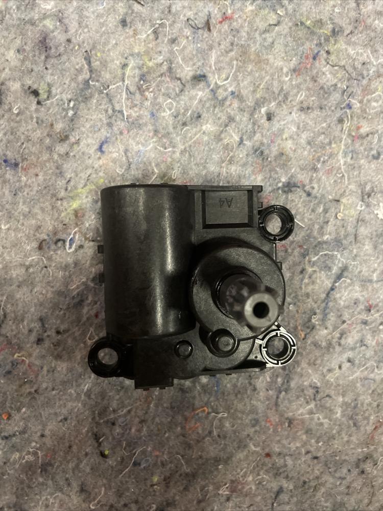 2024 Kia Telluride Heat AC Blend Actuator HVCC-JY9AA05 OEM – photo 2