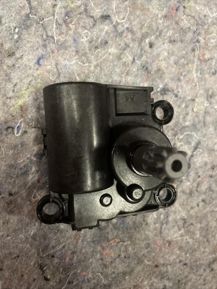 2024 Kia Telluride Heat AC Blend Actuator HVCC-JY9AA05 OEM – photo 3