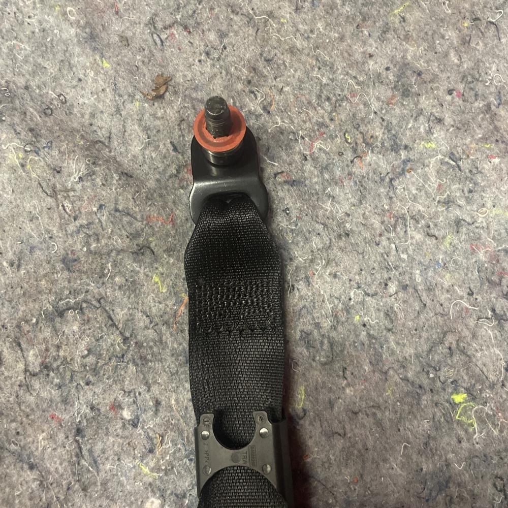 2024 Kia Telluride Front Right Seat Belt Retractor Black OEM *good* – photo 2