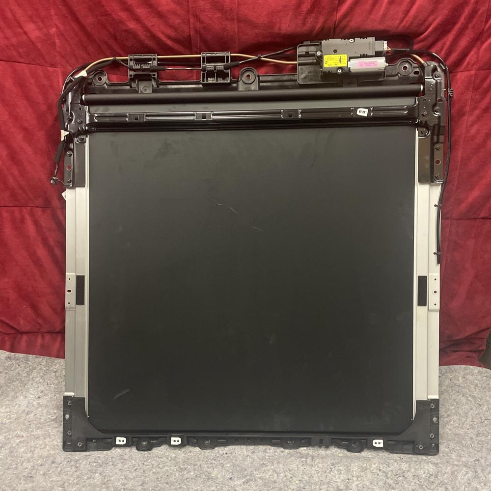 2024 Kia Telluride Rear Sunroof Sunshade Roller Blind W/track & Motor Black – photo 1