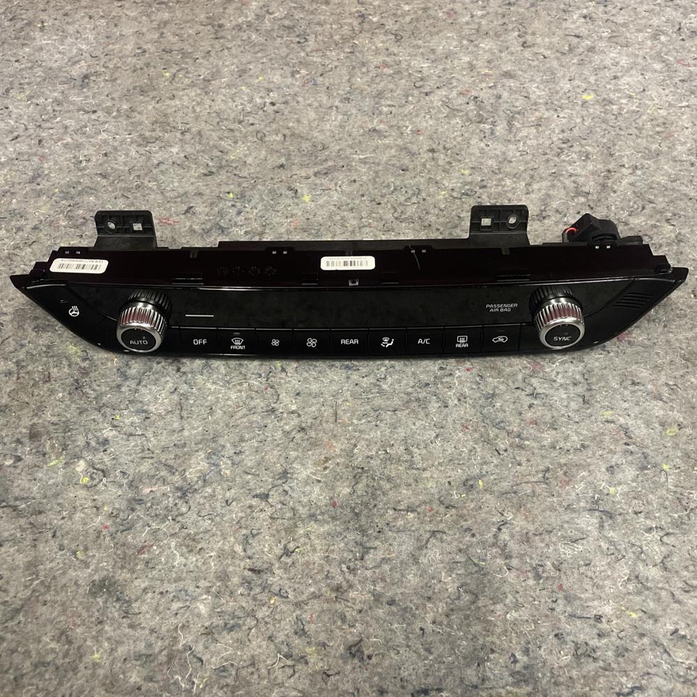 2024 Kia Telluride Rear Climate Control Switch Light Lamp Panel 97250-S9BD0 – photo 1