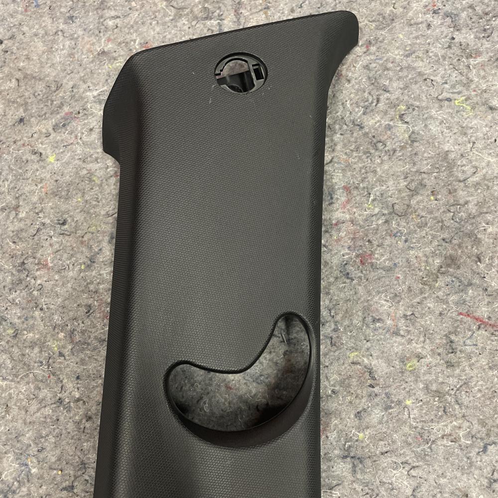 2024 Kia Telluride OEM Rear Left Upper C Pillar Trim Panel – photo 3