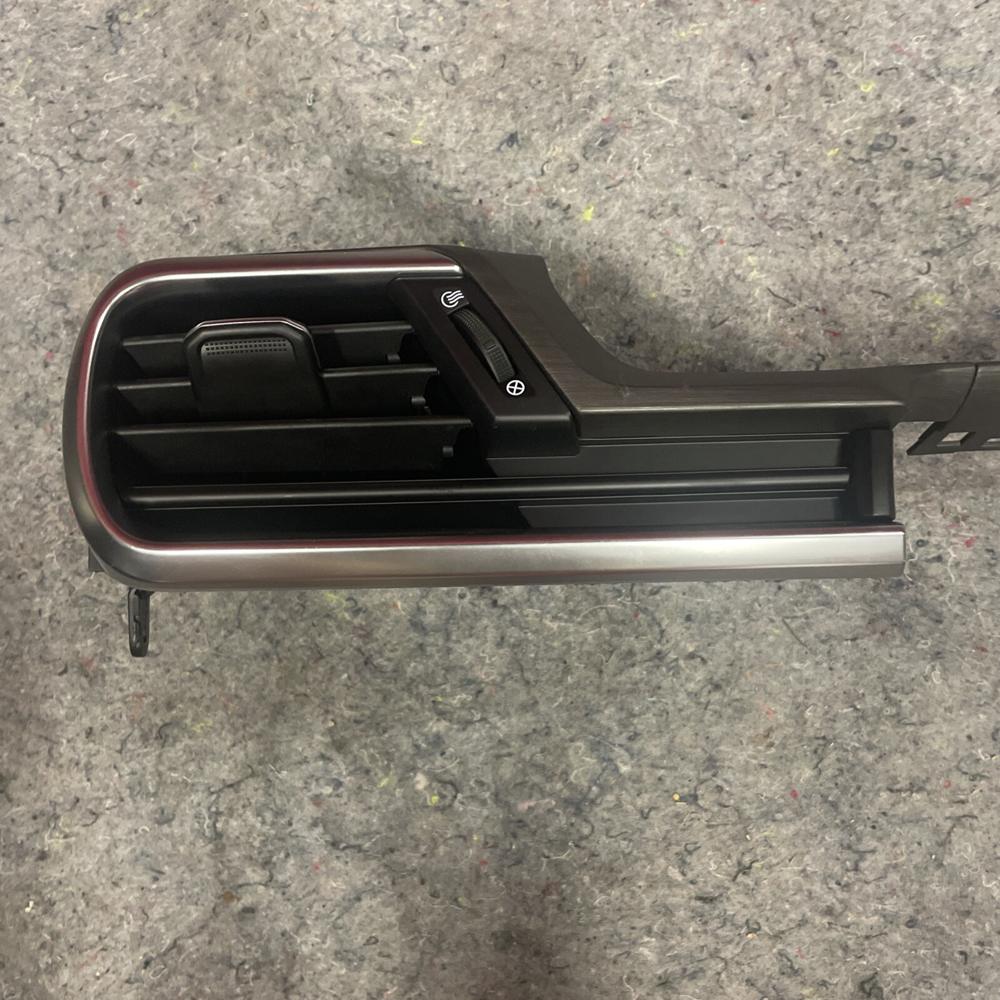 2024 Kia Telluride OEM Left Side Air Vent w/ Dash Panel Trim 97480S9500 – photo 2