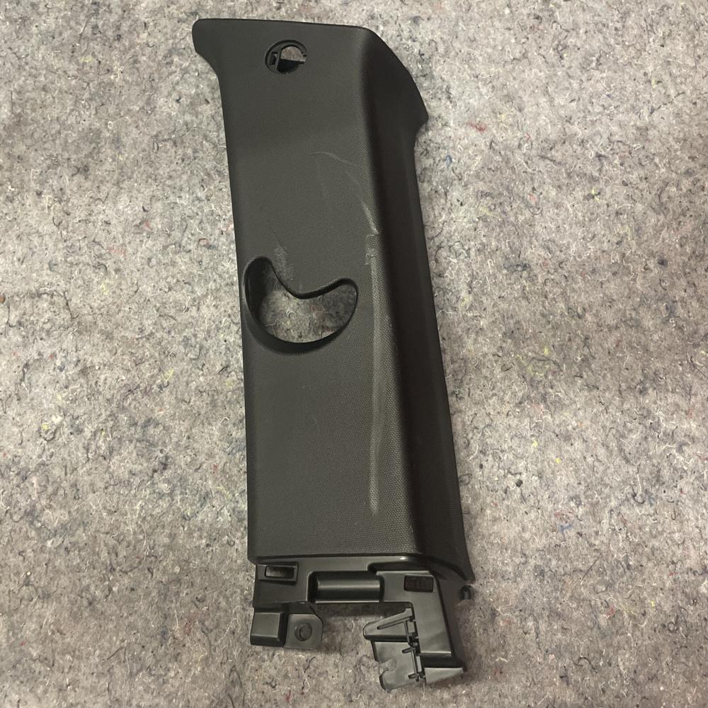 2024 Kia Telluride OEM Rear Right Upper C Pillar Trim Panel – photo 1