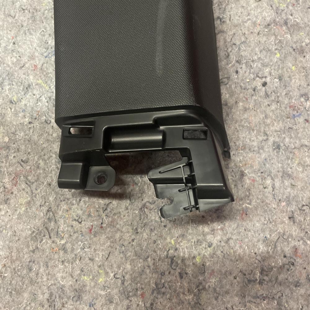2024 Kia Telluride OEM Rear Right Upper C Pillar Trim Panel – photo 2
