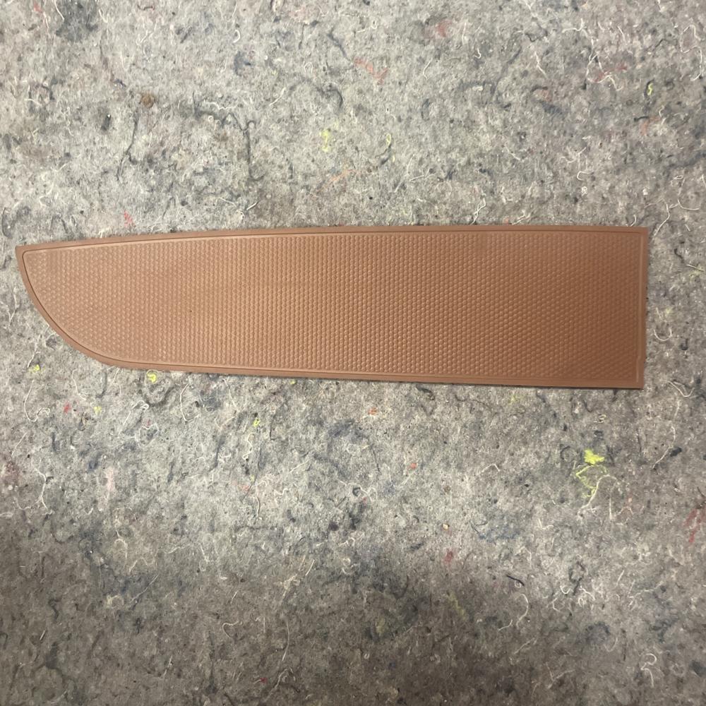 Kia Telluride Dashboard Trim 2024 82742-S9000 Petrol Fr LH – photo 1