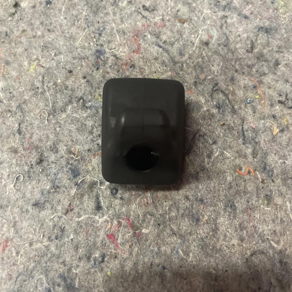 2020-2024 Kia Telluride Rear Sunvisor Hook Retainer 83917-L1000 OEM – photo 1