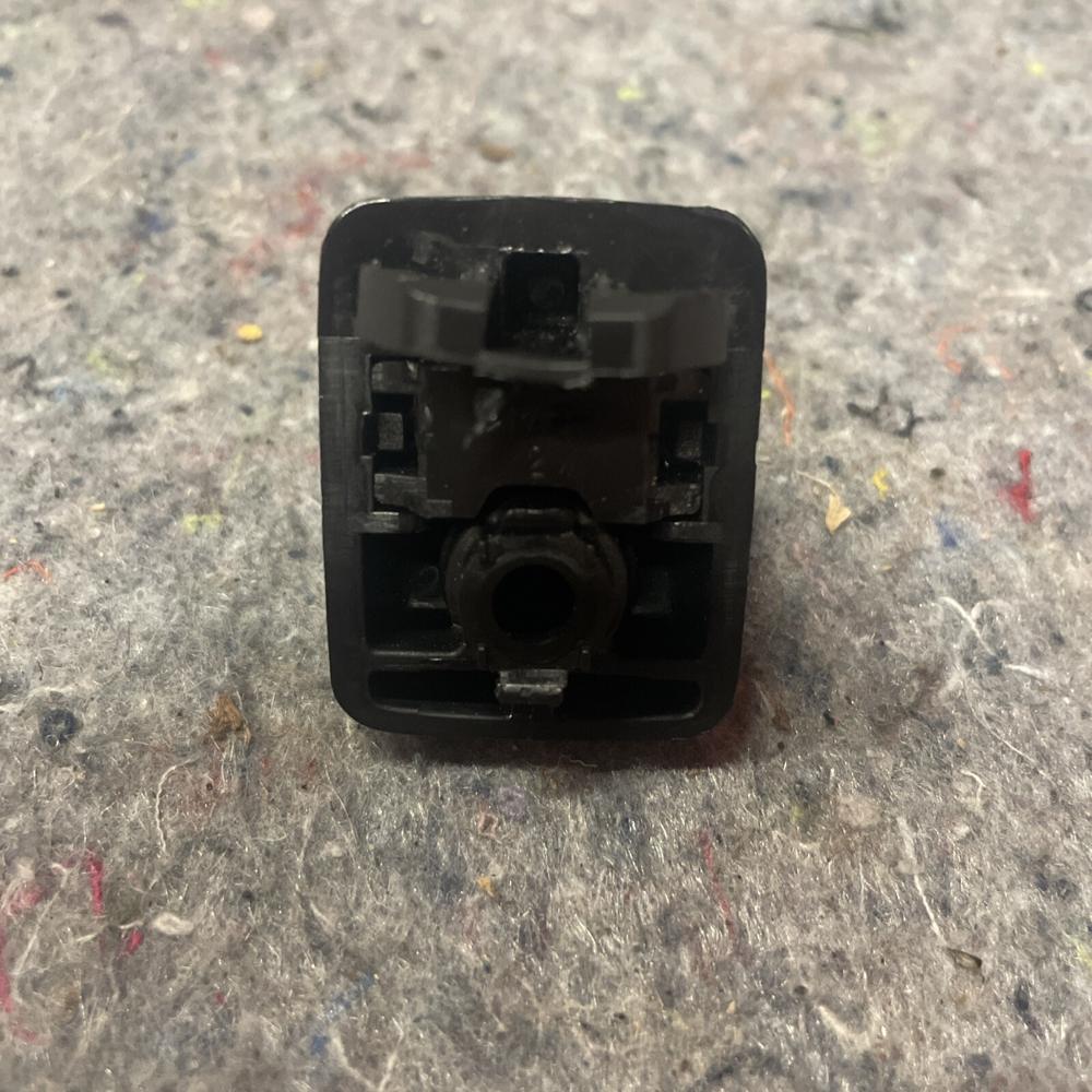 2020-2024 Kia Telluride Rear Sunvisor Hook Retainer 83917-L1000 OEM – photo 2