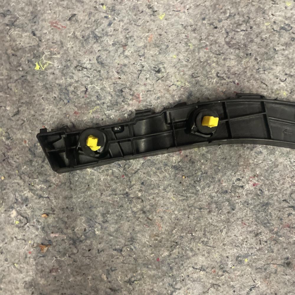 Kia Telluride 2024 Bumper Cover Bracket Passenger Side Rear Upper RH – photo 2