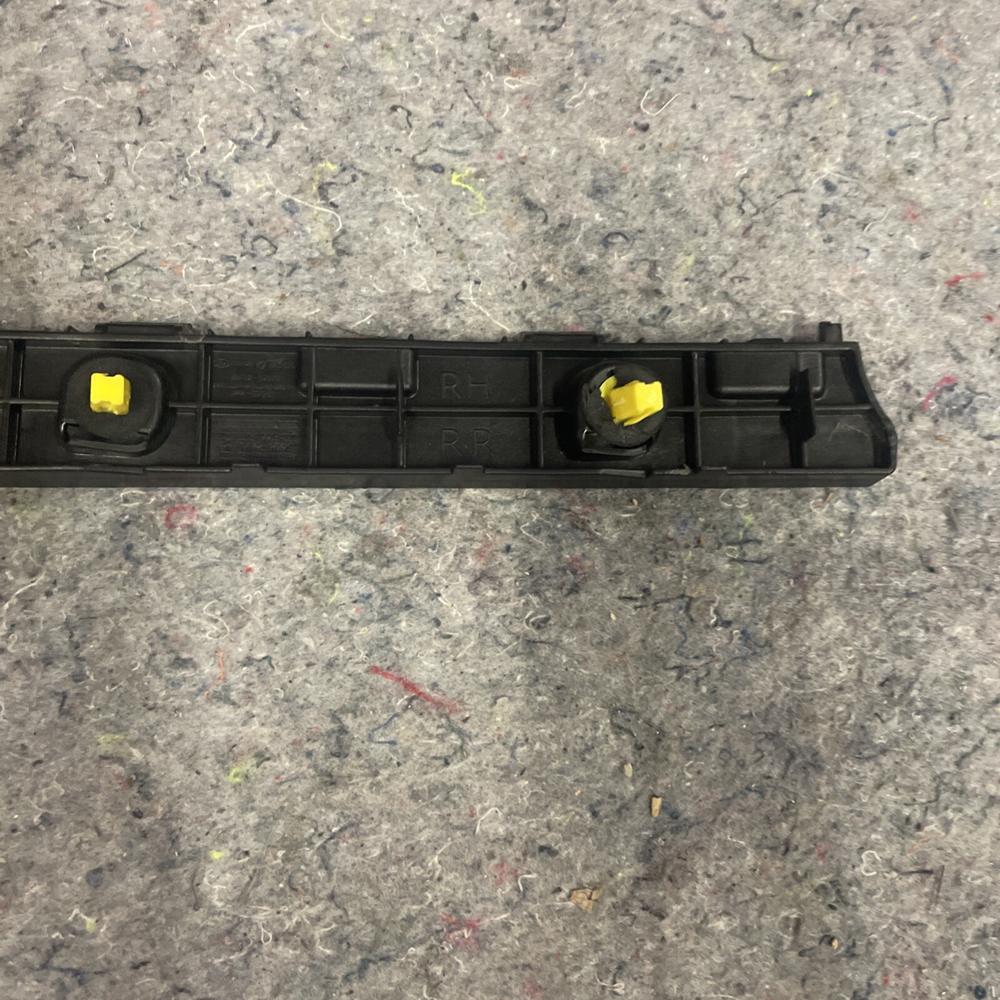 Kia Telluride 2024 Bumper Cover Bracket Passenger Side Rear Upper RH – photo 3
