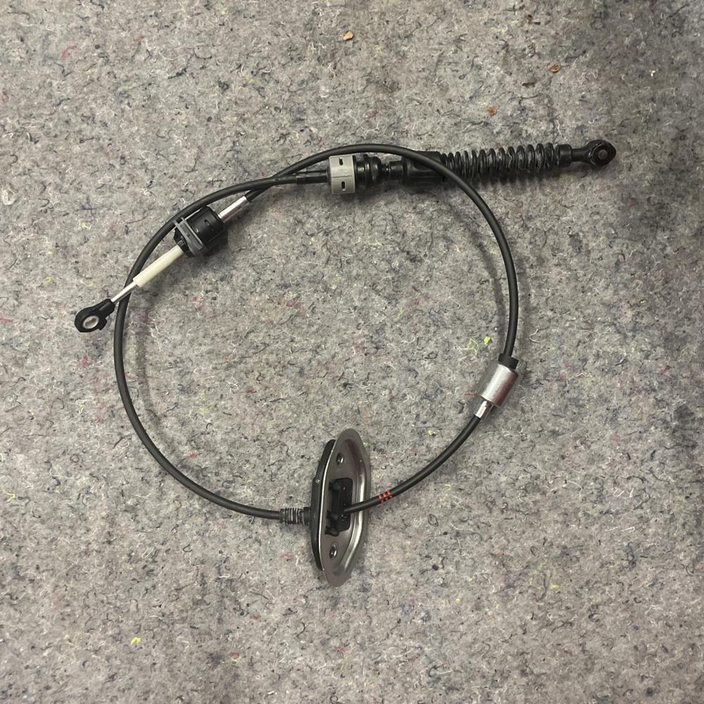 Transmission Gear Shifter Control Cable OEM Kia Telluride 2024 – photo 1
