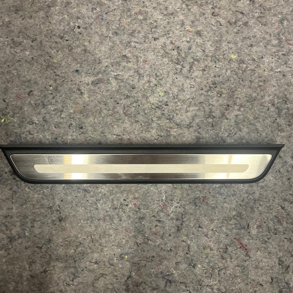 Kia Telluride Front Rear Door Sill Step Scuff Plate Trim Cover OEM 2024 Rr RH – photo 1