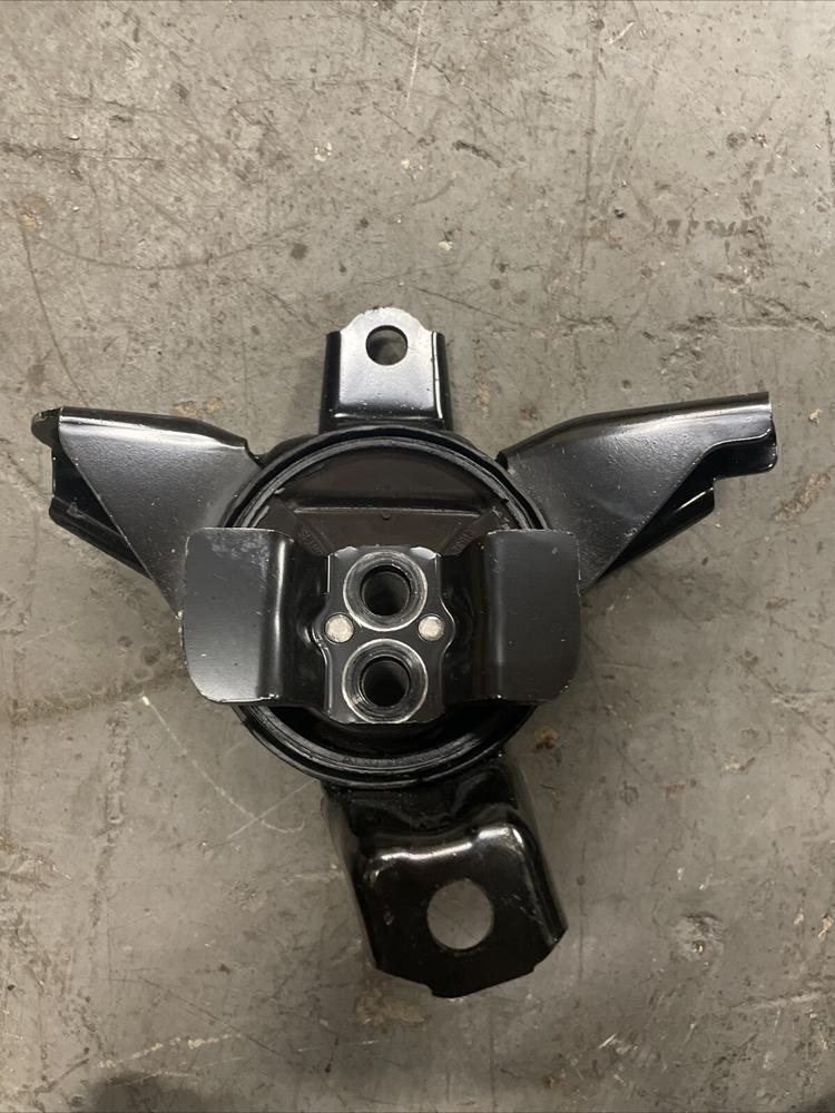 2024 Kia Telluride 3.8L Fwd Engine Motor Mount OEM – photo 2
