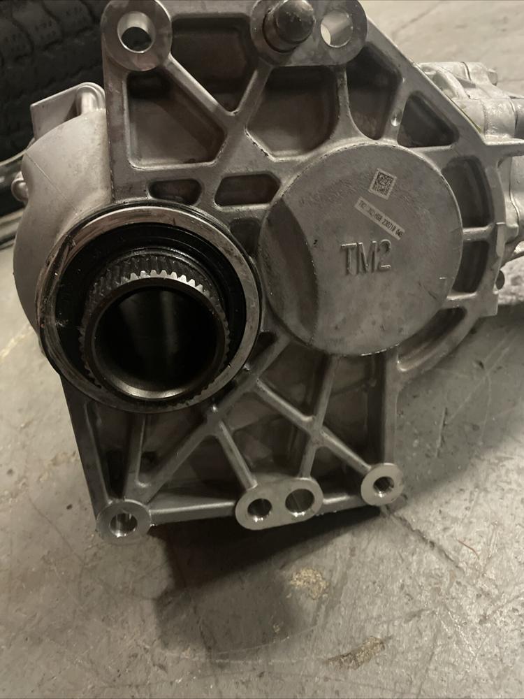 2024 Kia Telluride Transfer Case OEM – photo 3