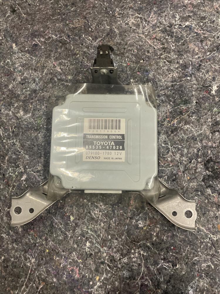 Chassis ECM Transmission Right Hand Dash Fits 06-09 Toyota Prius 230167 – photo 1