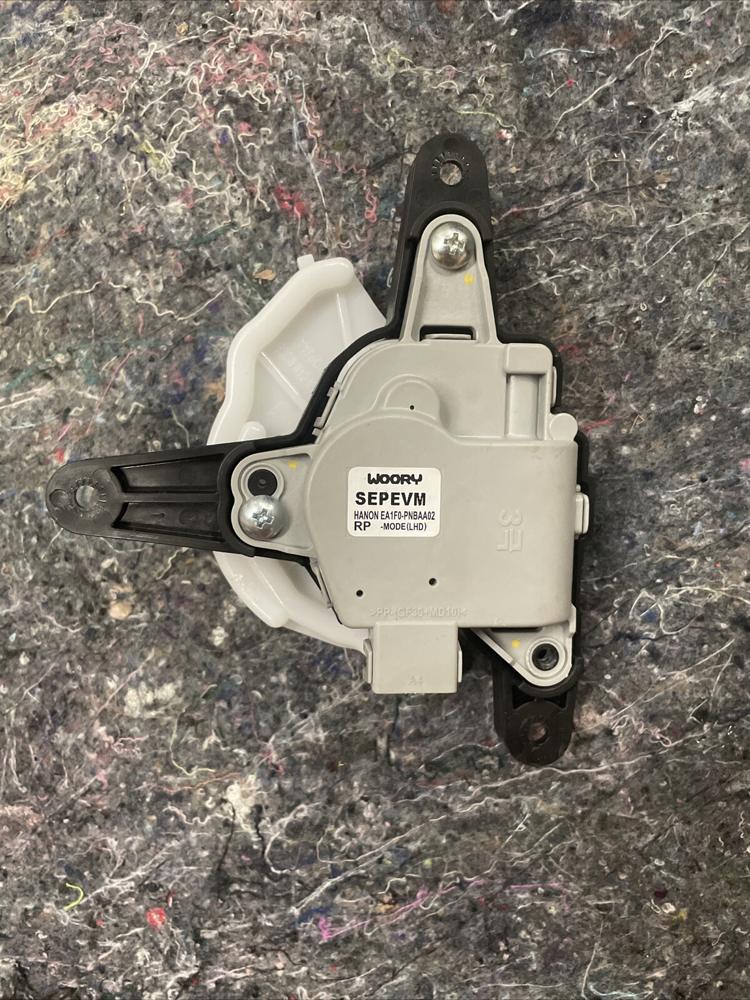 2024 Kia Telluride Heater Blower Blend Door Actuator Motor OEM – photo 1