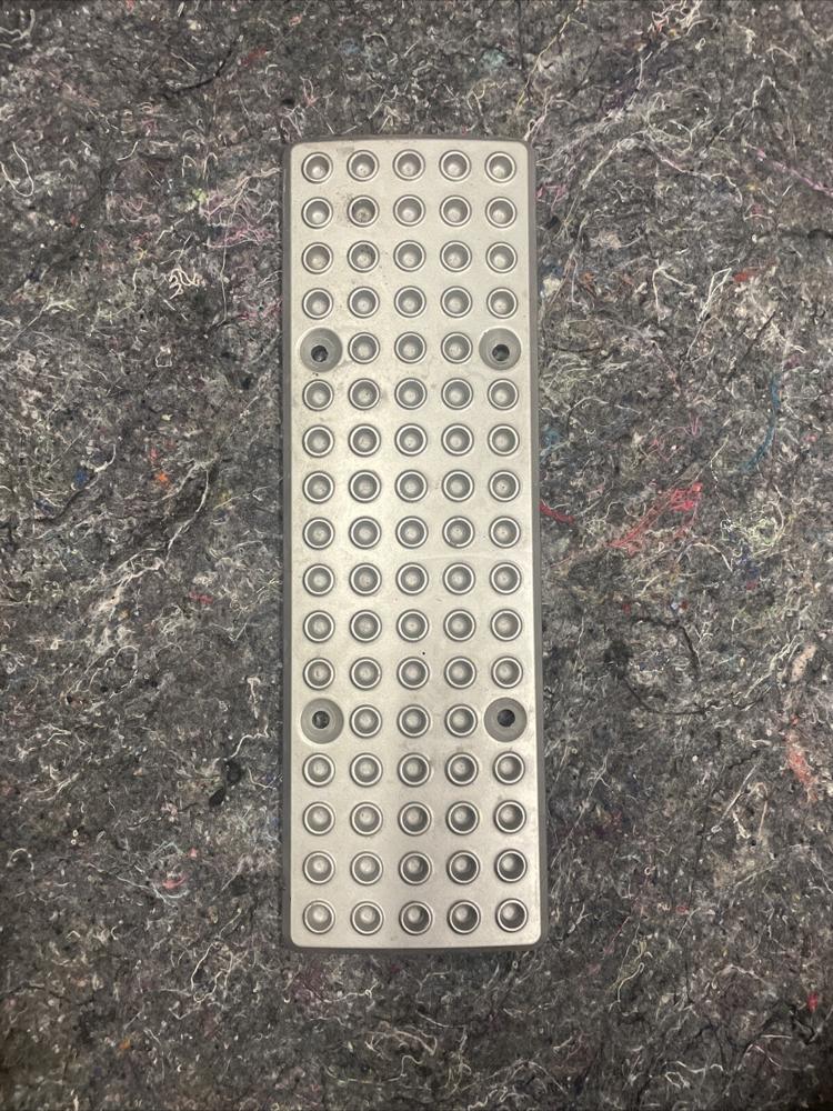 Ferrari 430 Passenger Footrest OEM – photo 1