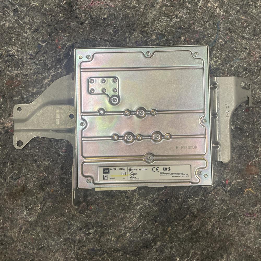 2022-2024 Toyota Tundra Receiver and Jbl Amplifier Module 86280-0C250 – photo 2