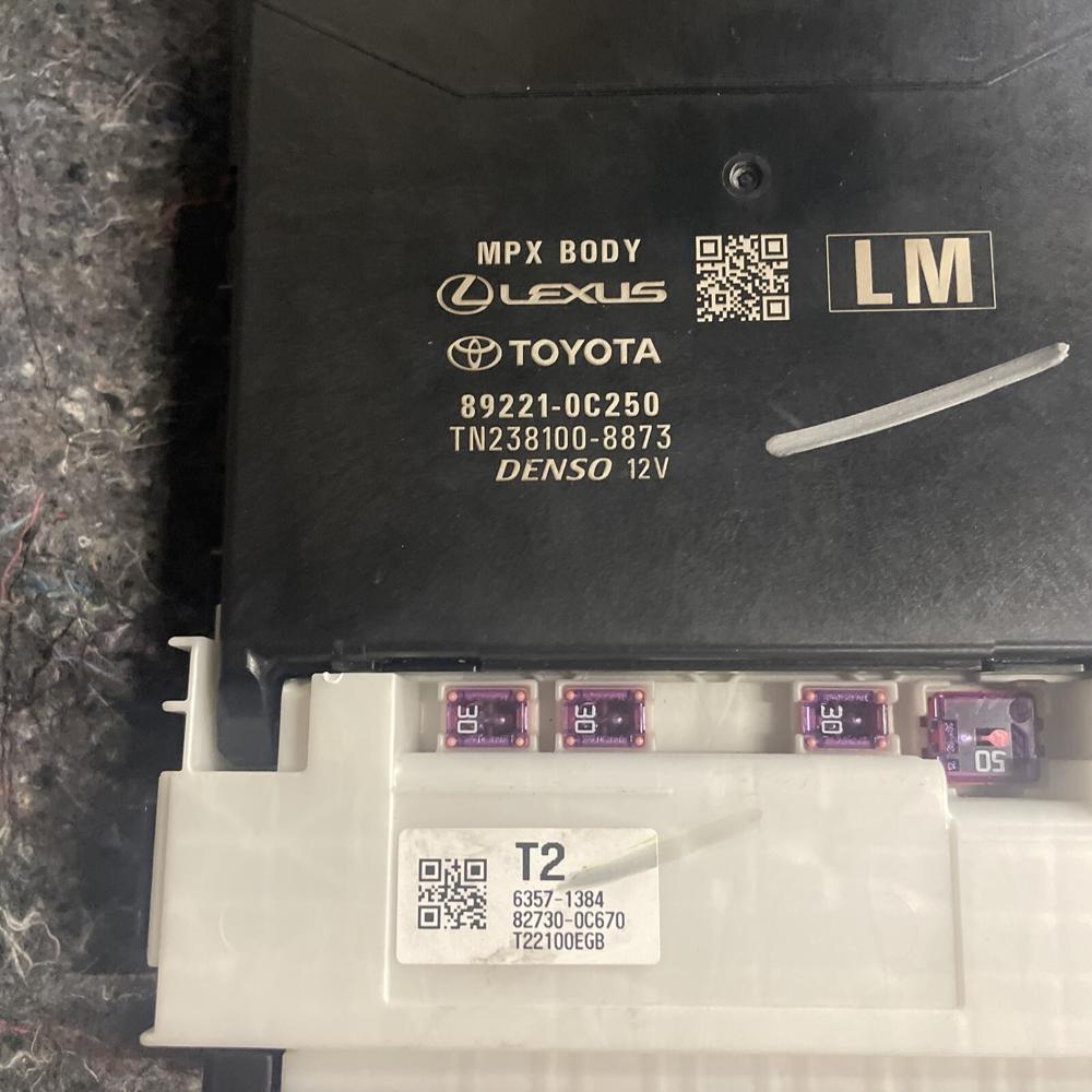 2022 Toyota Tundra Multiplex Network Body Computer 89221-0C250 – photo 2