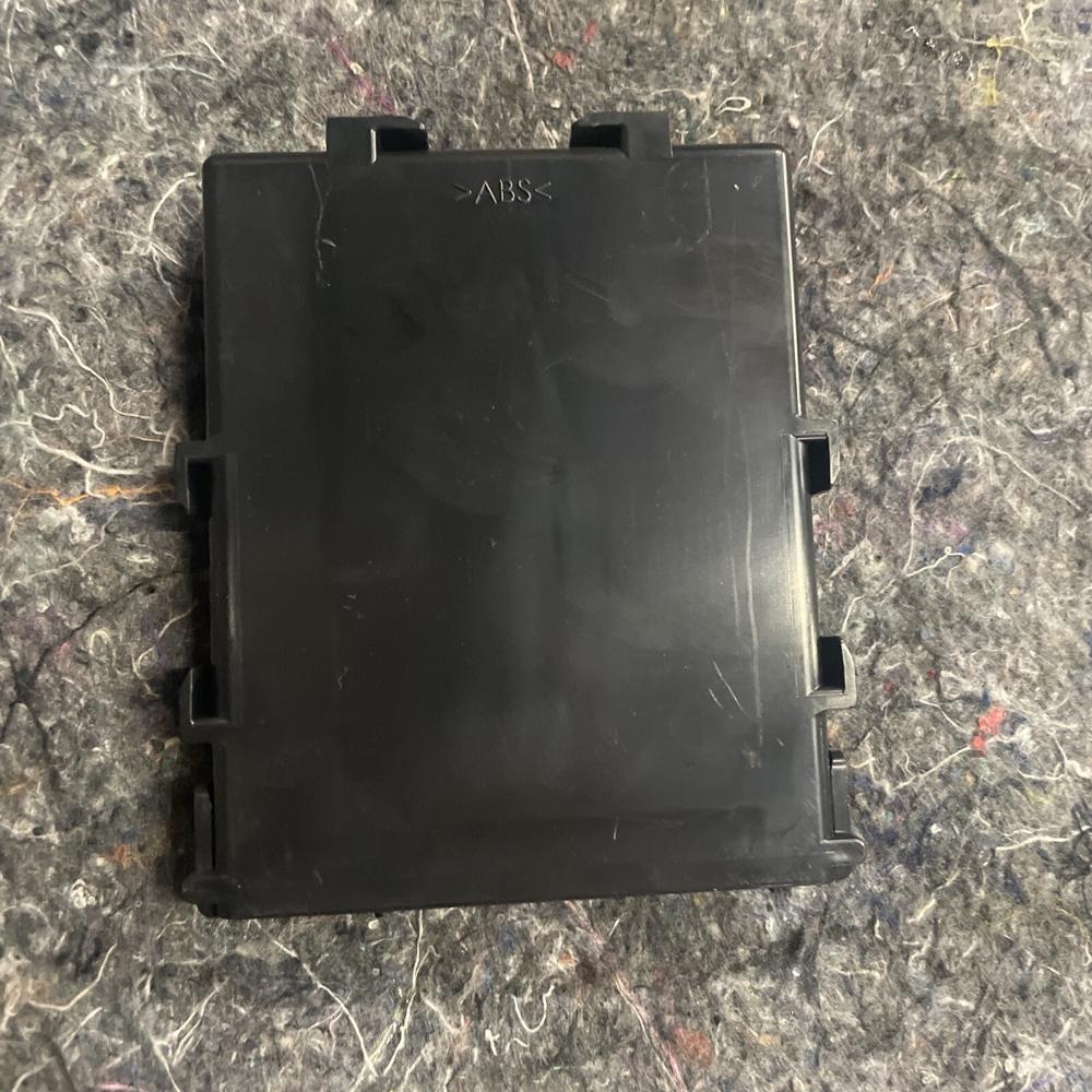 23 Toyota Tundra Network Gateway Control Module 891110C050 – photo 2