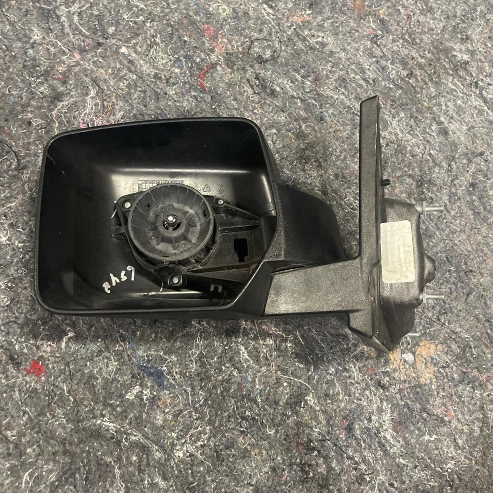 2007-2017 Compass Patriot Right Mirror Manual (missing LENS)(RM24) – photo 1