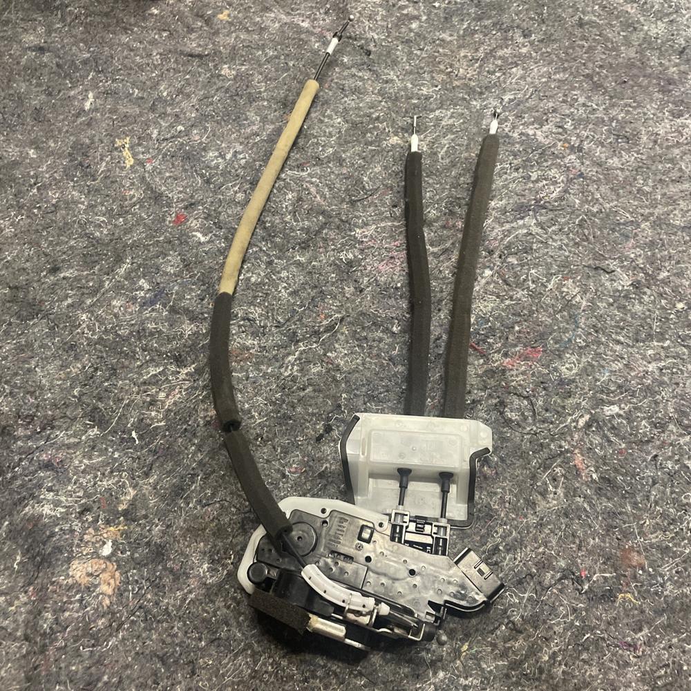 2013-2015 Nissan Altima Sedan OEM RH Right Front Door Lock Actuator 80500-3TA0A – photo 1