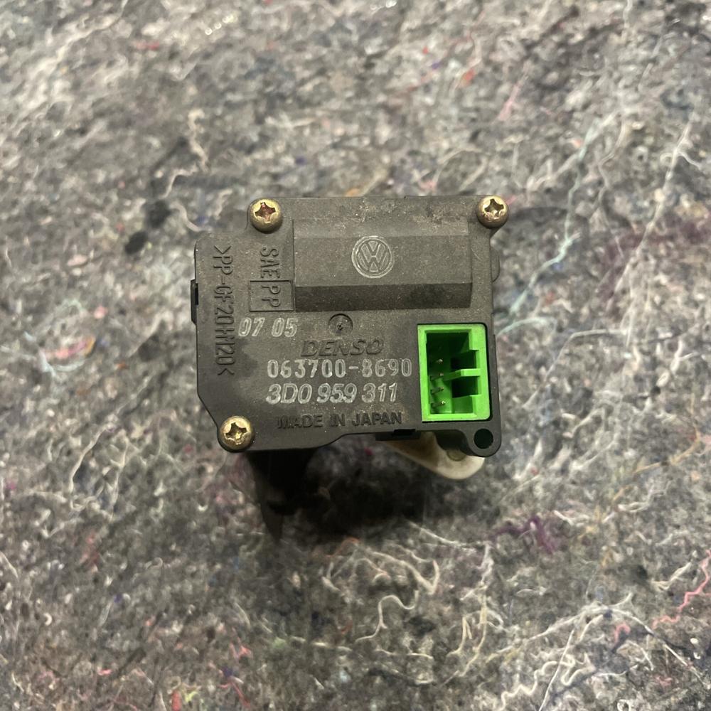 Heating Actuator Bentley Continental Flying Spur GT 11 3D1959311 – photo 1